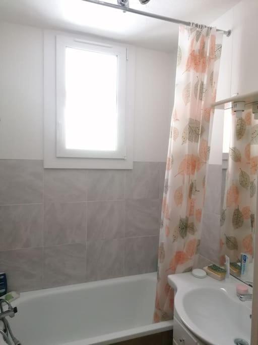 Appartement Avec Grande Terrasse Allos Bagian luar foto