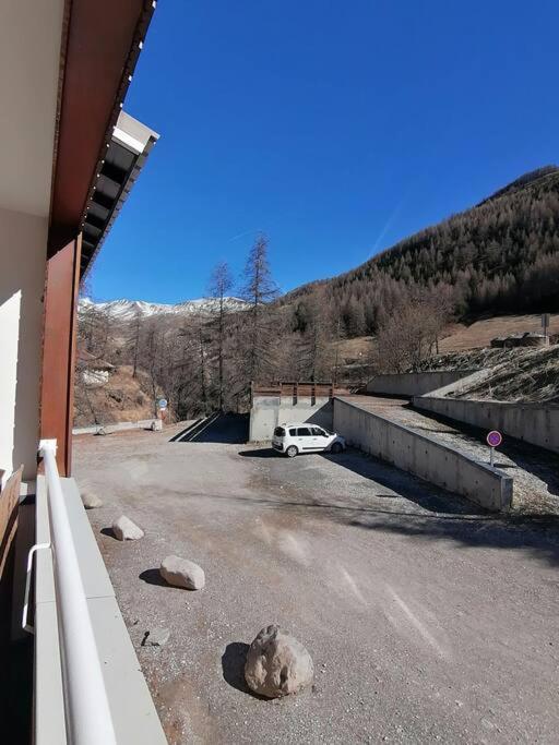 Appartement Avec Grande Terrasse Allos Bagian luar foto