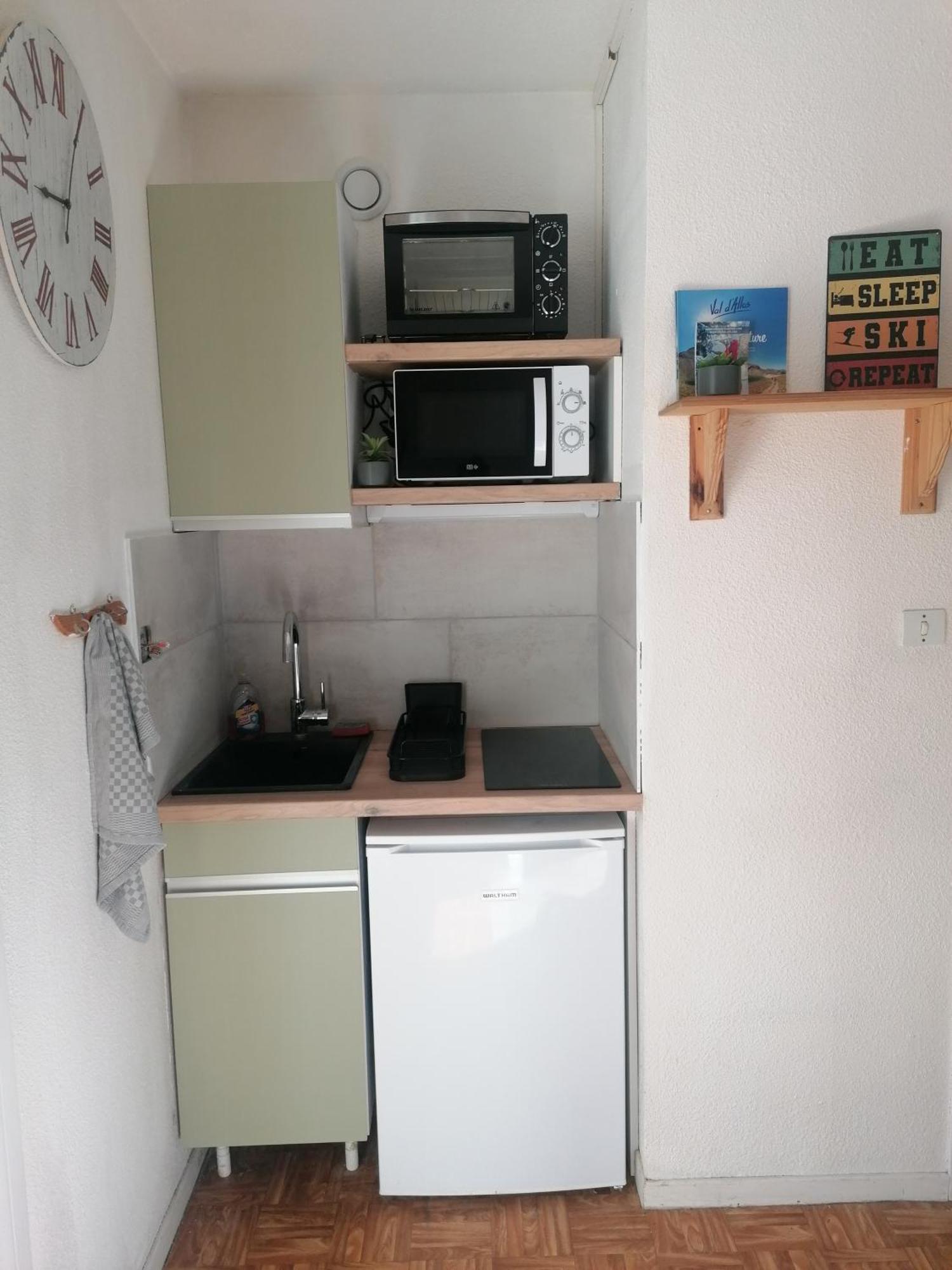 Appartement Avec Grande Terrasse Allos Bagian luar foto